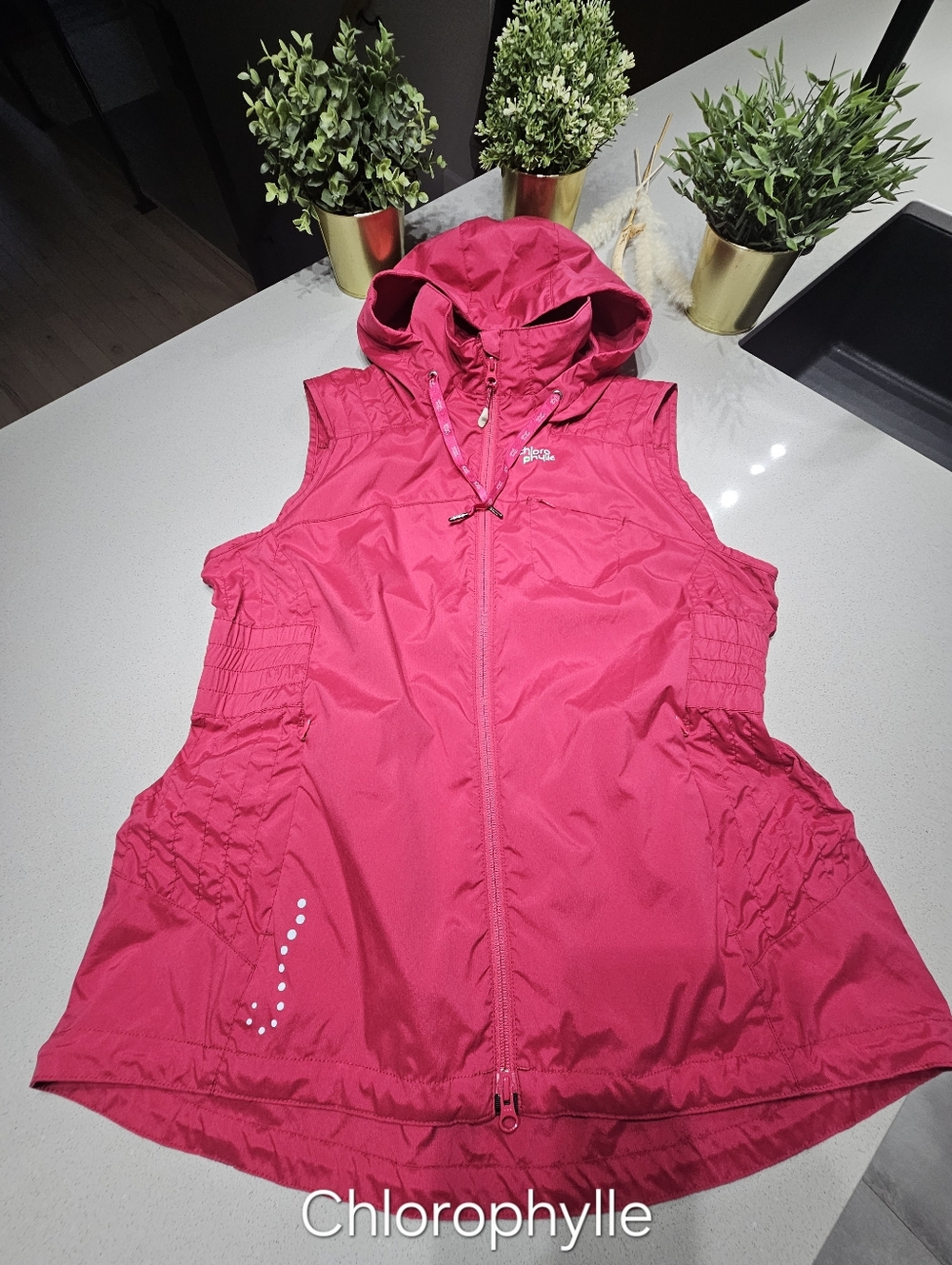 CHLOROPHYLLE Éclatante Veste Sans Manche Rose Vif